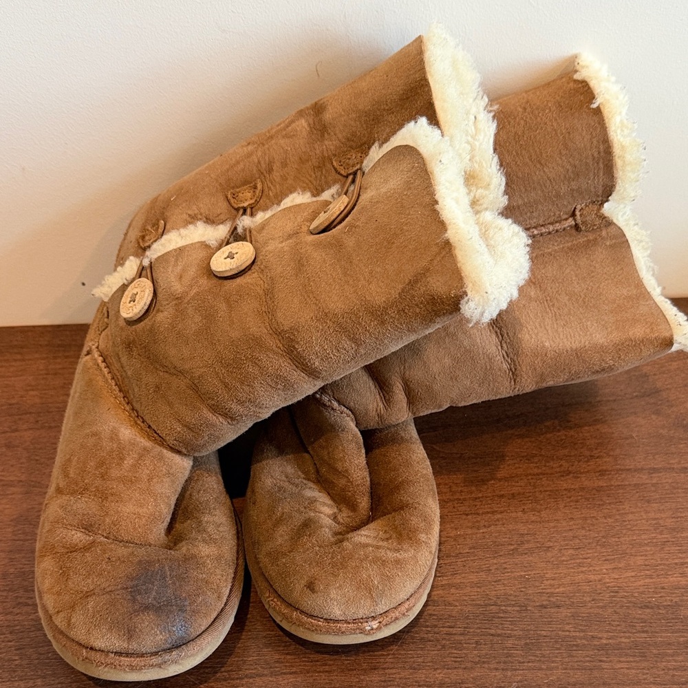 Ugg tall boots
